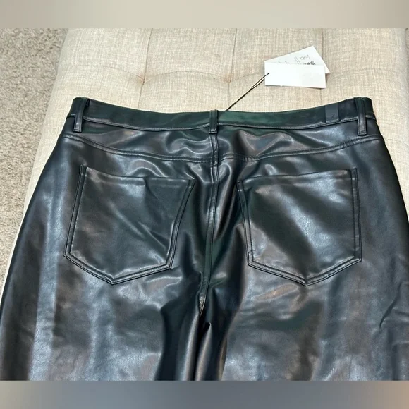 7 For All Mankind Women’s Black Faux Leather High Rise Bootcut Pants -SZ32 NWT - Picture 6 of 13